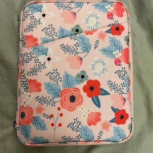 Zippered iPad case